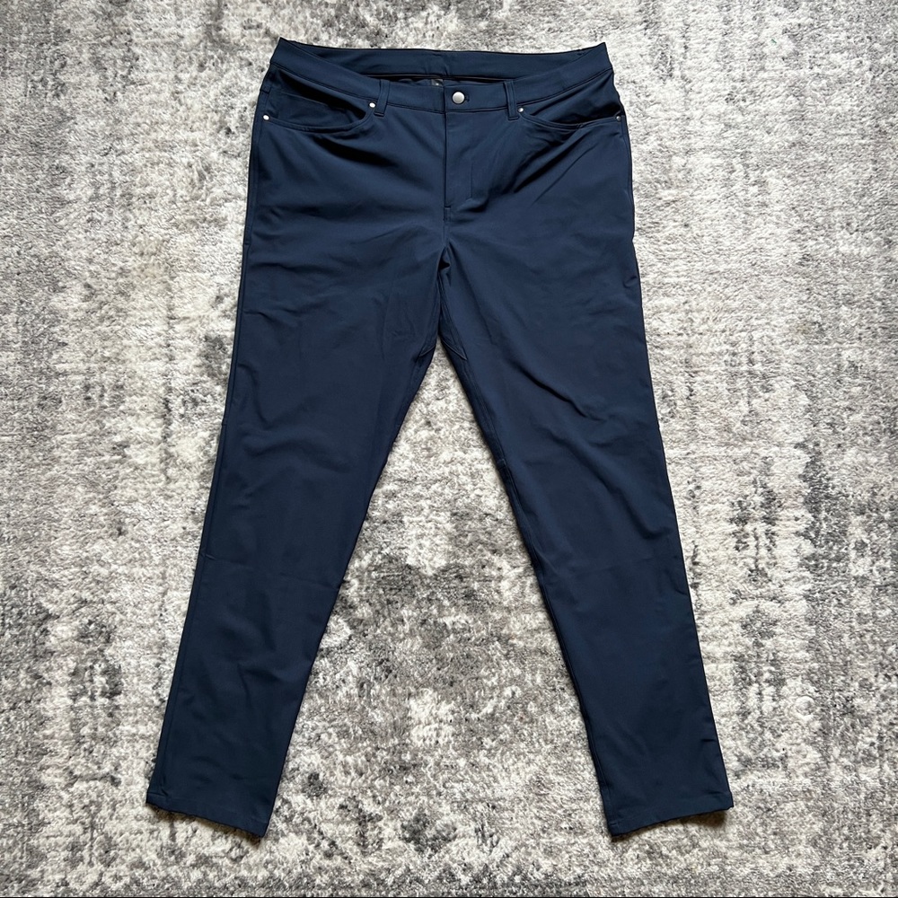 Lululemon ABC Slim Fit Warpstreme Pants Navy Blue Men’s 36 waist 32 length 36x32